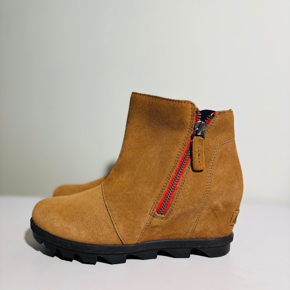 Sorel Joan Of Arctic Suede Hidden Wedge II Zip Ash Brown Women's Size 5